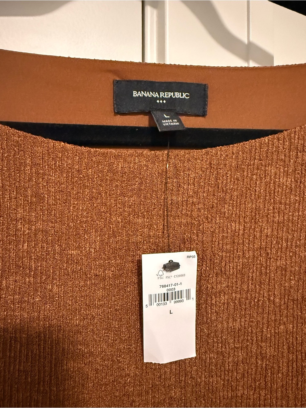 Banana Republic Rust Brown Knit Sleeveless Top with Button Side Slits - Picture 4 of 4